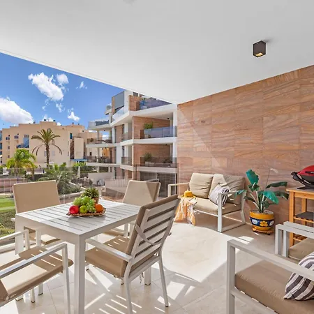 Luxusni Ve Spanelsku, Cabo Roig * Οριουέλα