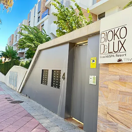 Luxusni Ve Spanelsku, Cabo Roig