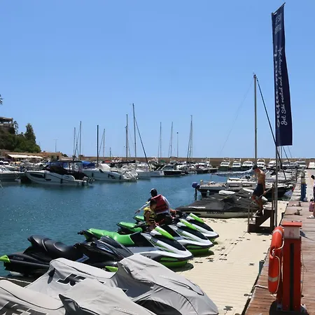 Luxusni Ve Spanelsku, Cabo Roig *